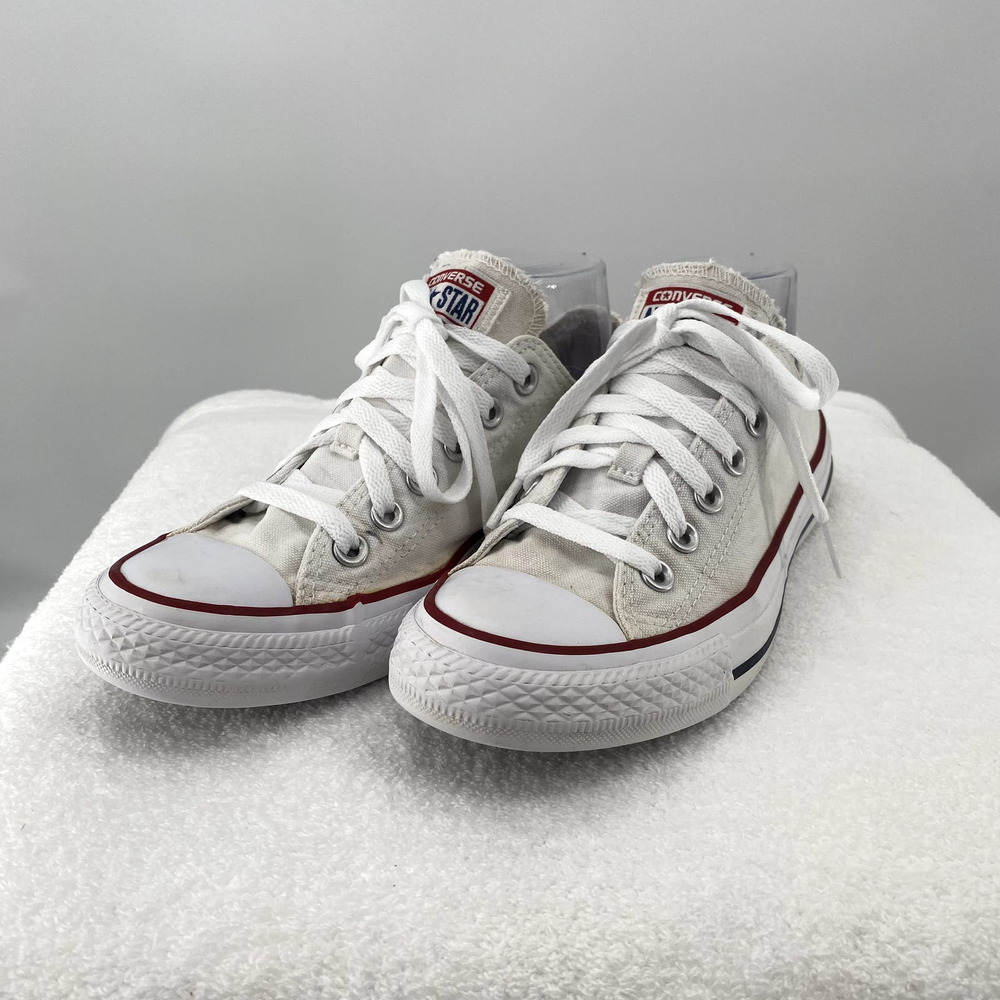 Converse All-Star Chuck Taylors White Unisex Canvas Sneakers: Size Men 5 Women 7